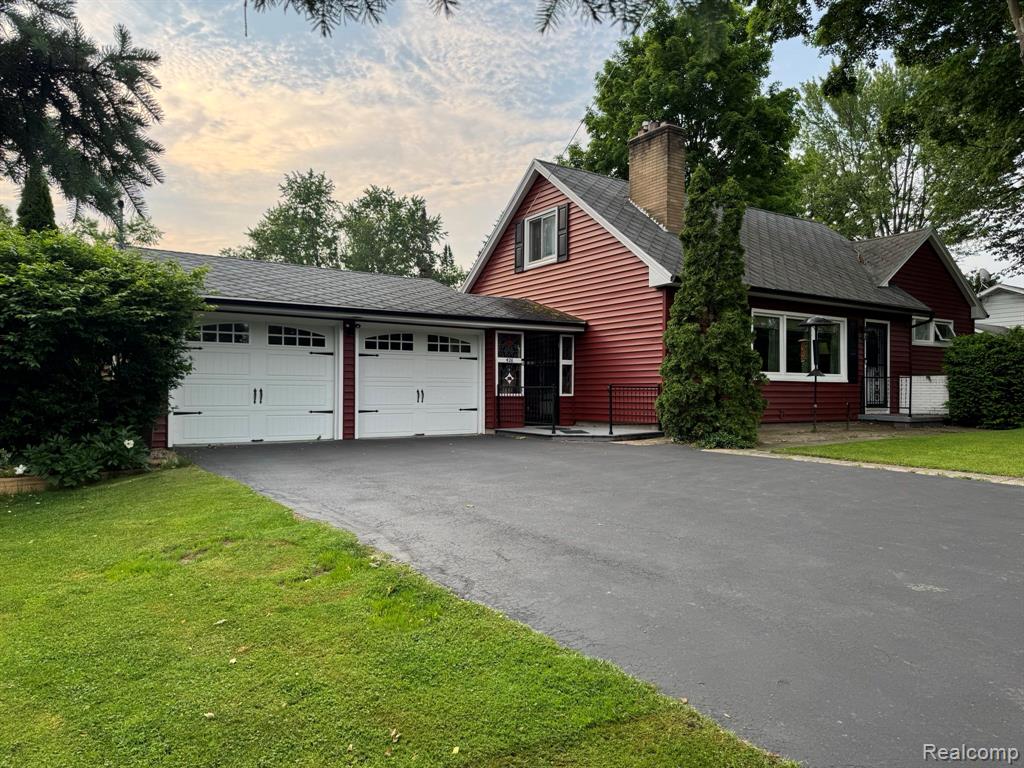 426 Renker Road, Lansing, MI 48917 — front exterior