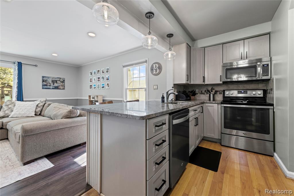 740 N Melborn Street, Dearborn, MI 48128 — Photo 10