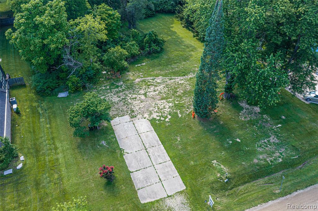 466 Driftwood Avenue, Rochester Hills, MI 48307 — Photo 8