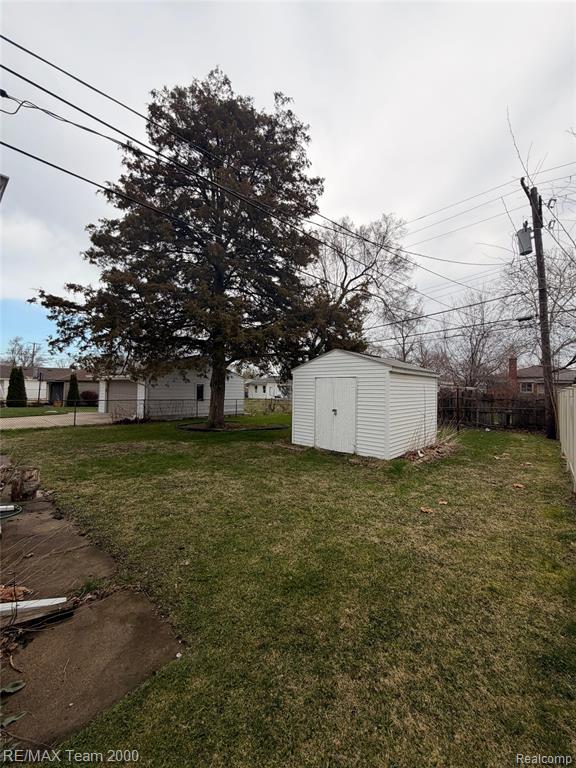 6624 Centralia Street, Dearborn Heights, MI 48127 — Photo 12
