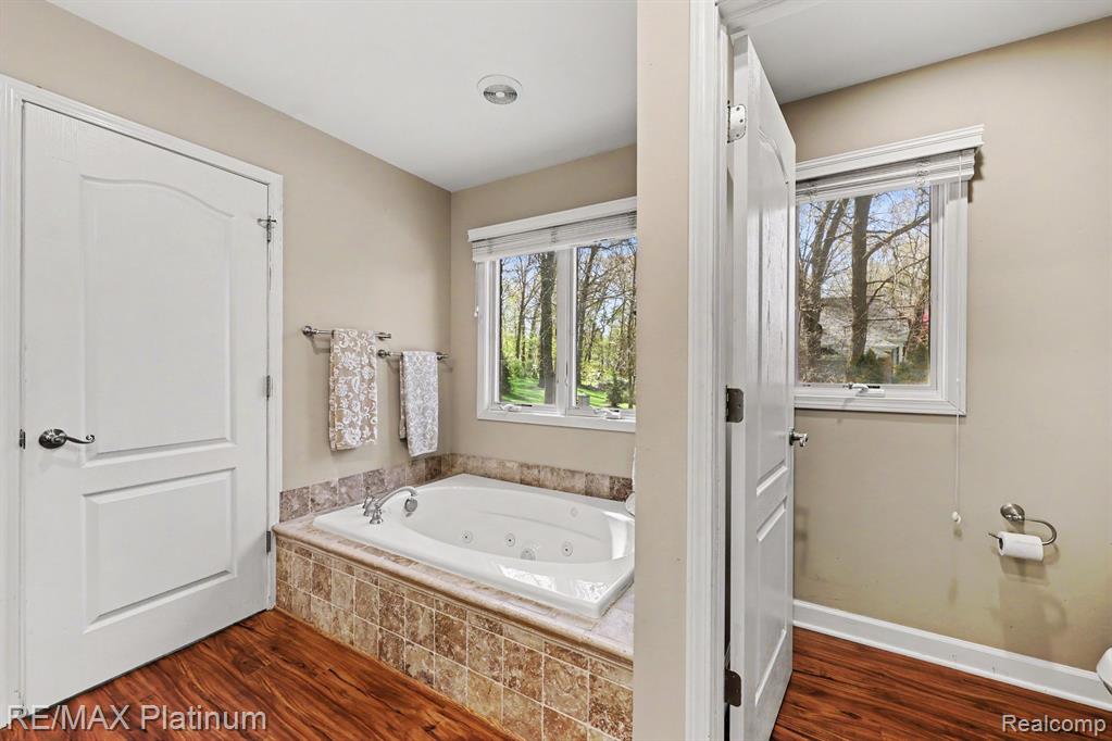 722 MYSTIC WOODS DRIVE, Howell, MI 48843 — Photo 12