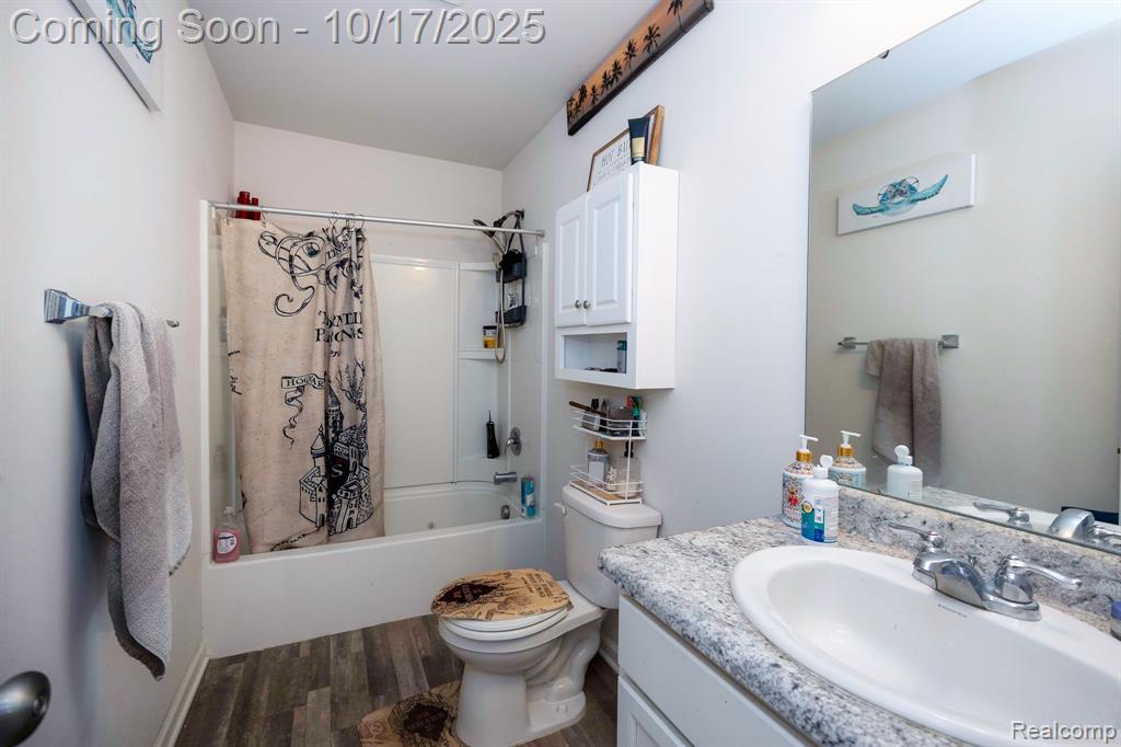 410 Natures Way, Carleton, MI 48117 — Photo 36