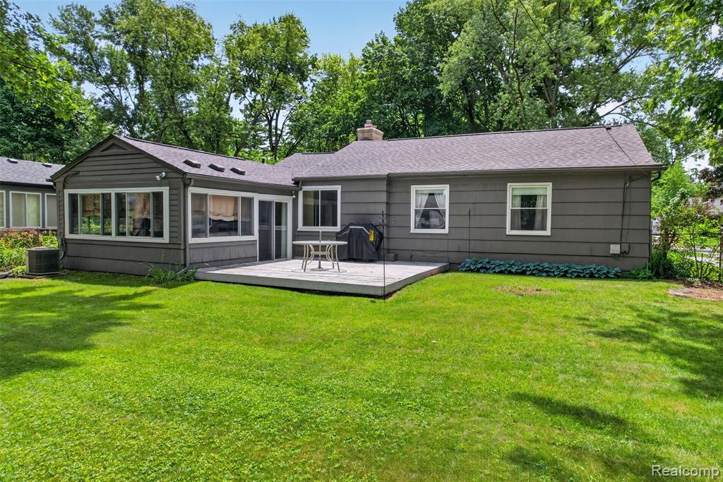 15690 Birwood Avenue, Beverly Hills, MI 48025 — Photo 23
