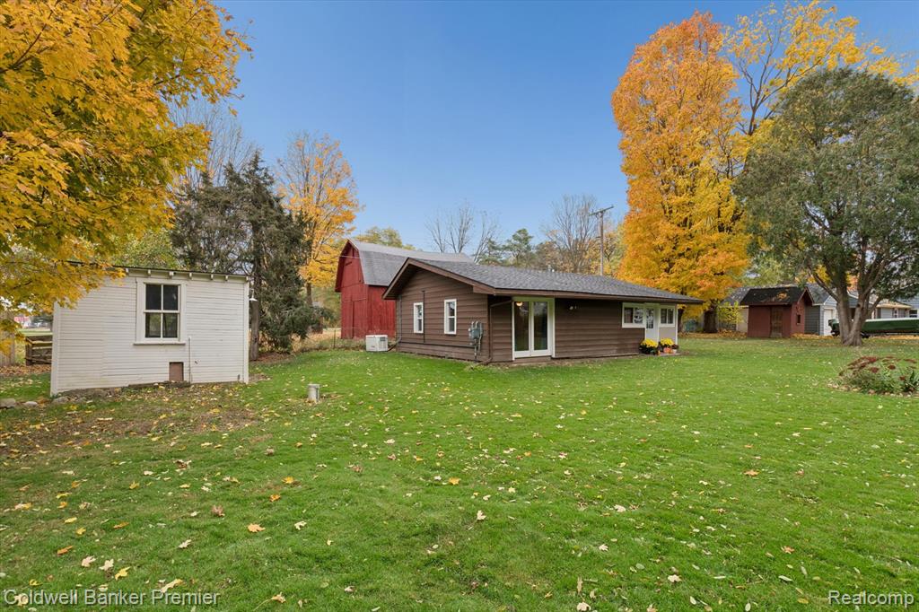 2988 Farmers Creek Road, Metamora, MI 48455 — Photo 31