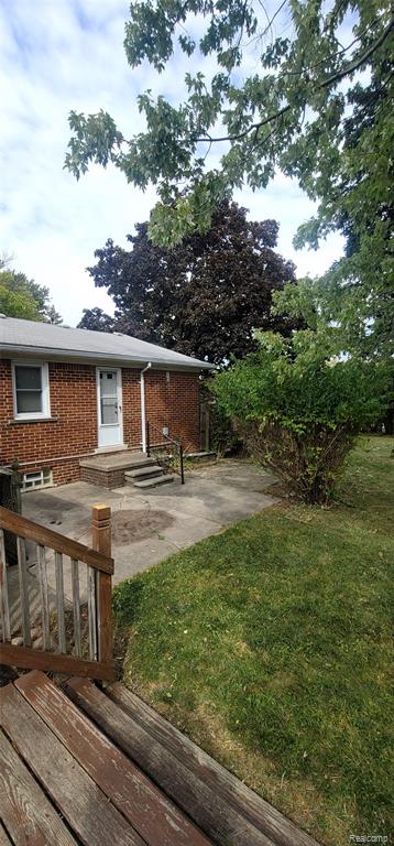 8180 Racine Road, Warren, MI 48093 — Photo 23