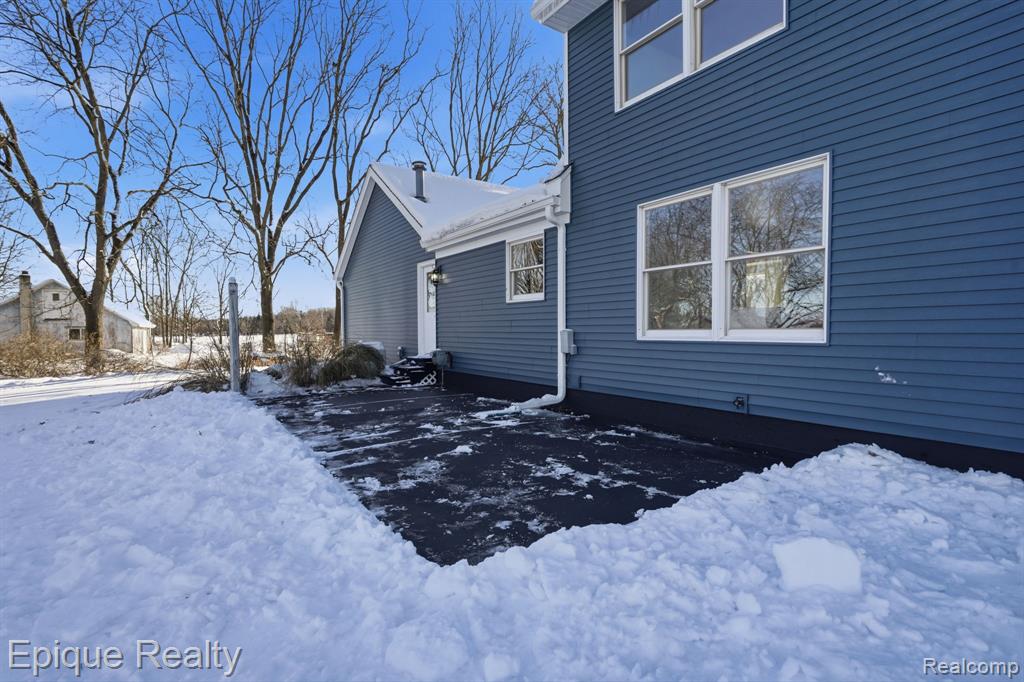 8680 Oak Hill Road, Clarkston, MI 48348 — Photo 32