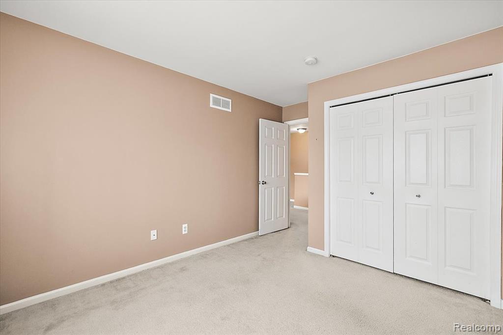26709 Ashton Drive, Woodhaven, MI 48183 — Photo 38