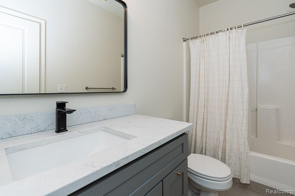 2230 Palmetto, Commerce Twp, MI 48382 — Photo 20