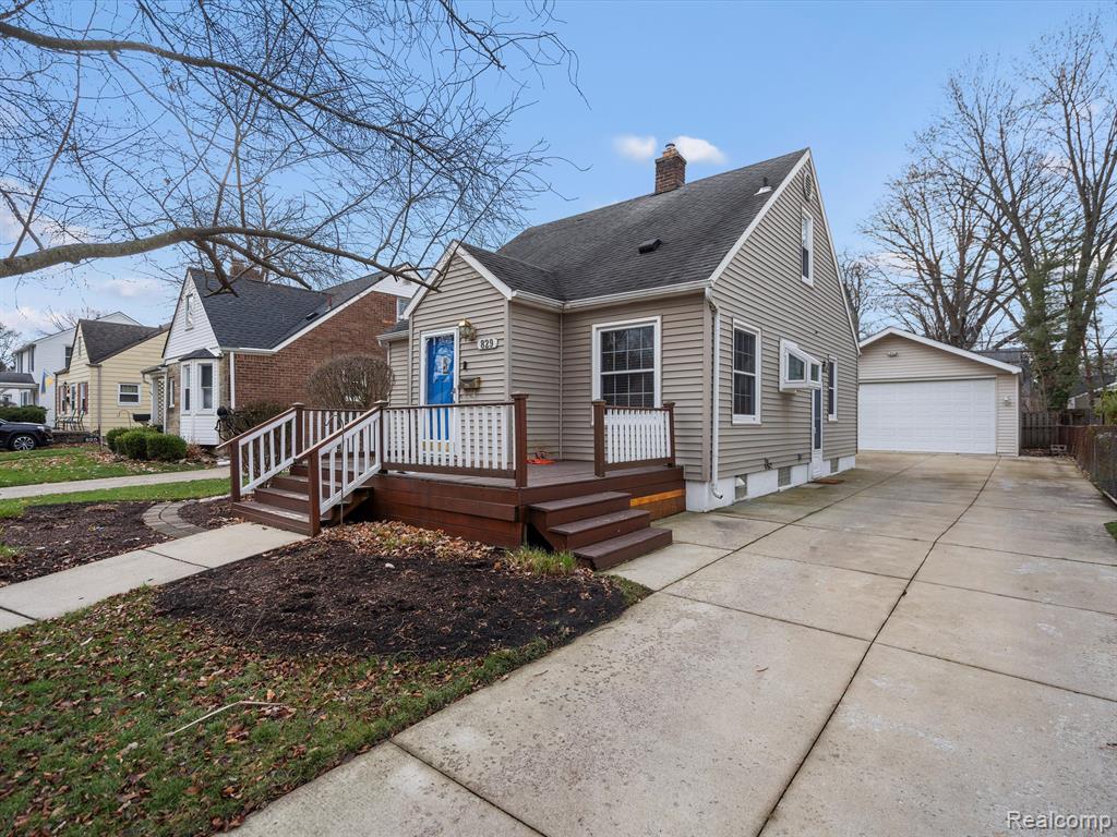 829 N REMBRANDT Avenue, Royal Oak, MI 48067 — Photo 3