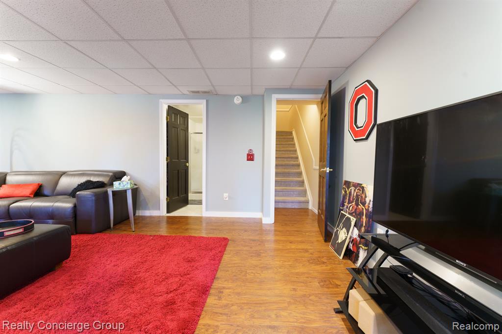 4526 GOLF VIEW Drive, Brighton, MI 48116 — Photo 27