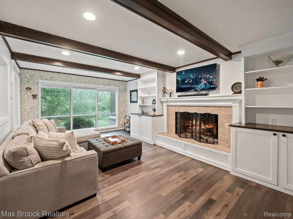 6570 CASTLE Drive, Bloomfield Hills, MI 48301 — Photo 18
