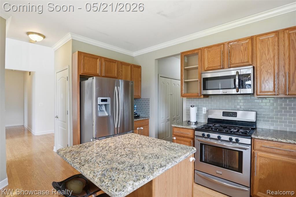2143 Warbler Court, Commerce Twp, MI 48382 — Photo 22