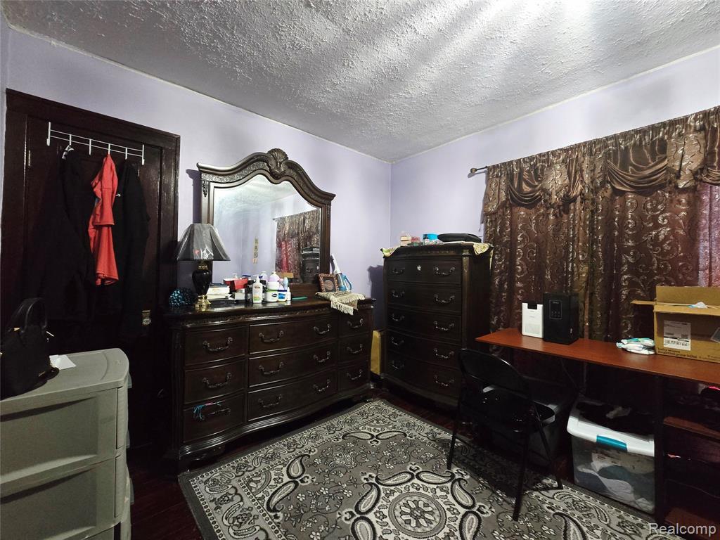 3376 Holbrook Street, Hamtramck, MI 48212 — Photo 18