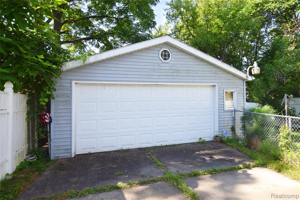 506 E Eldridge Avenue, Flint, MI 48505 — Photo 5