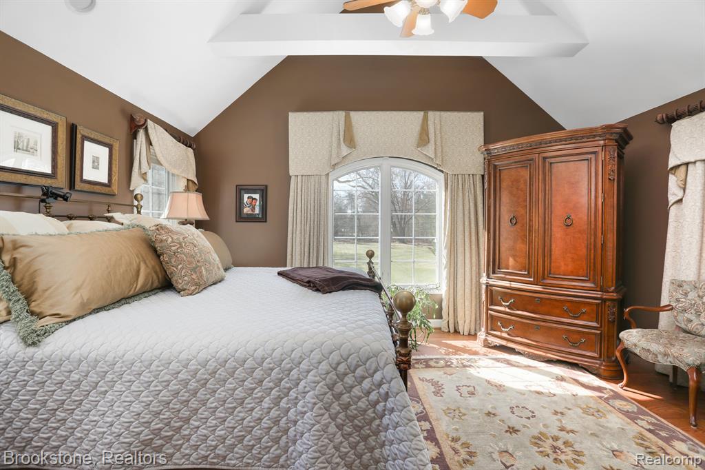 7585 LILAC Court, West Bloomfield, MI 48324 — Photo 26