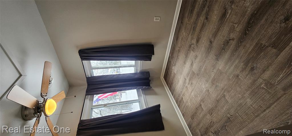 8845 Orrick Street, Commerce Twp, MI 48382 — Photo 11