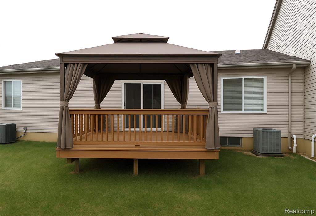 41003 Williams Street, Grand Blanc, MI 48439 — Photo 18