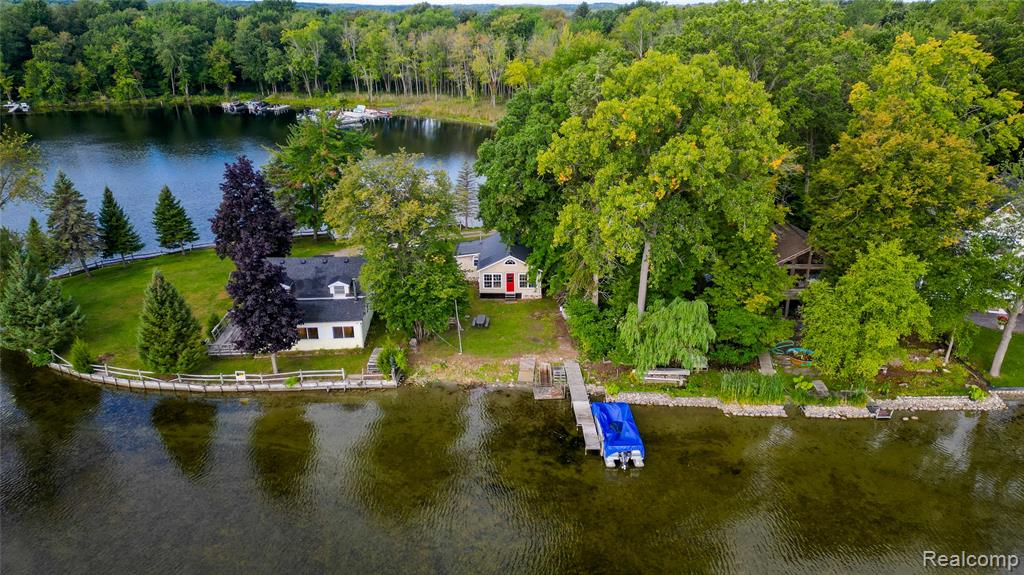 9620 Base Lake Rd, Pinckney, MI 48169 — Photo 4