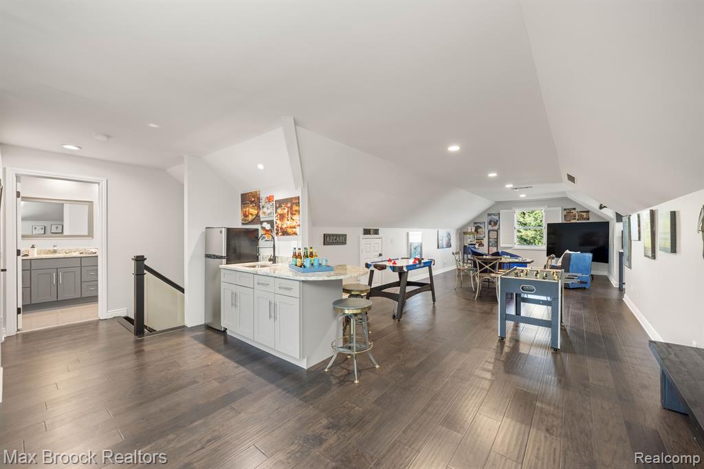 4659 LINWOOD Street, West Bloomfield, MI 48324 — Photo 66