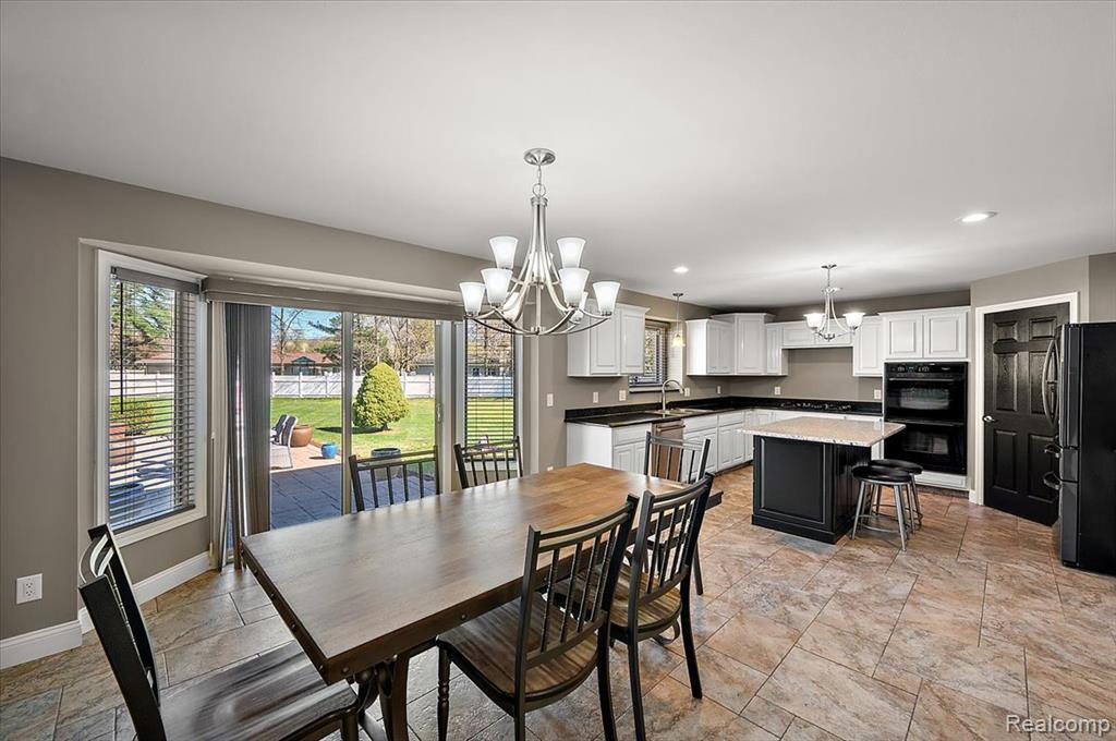 49931 Shelby Creek Drive, Utica, MI 48317 — Photo 28