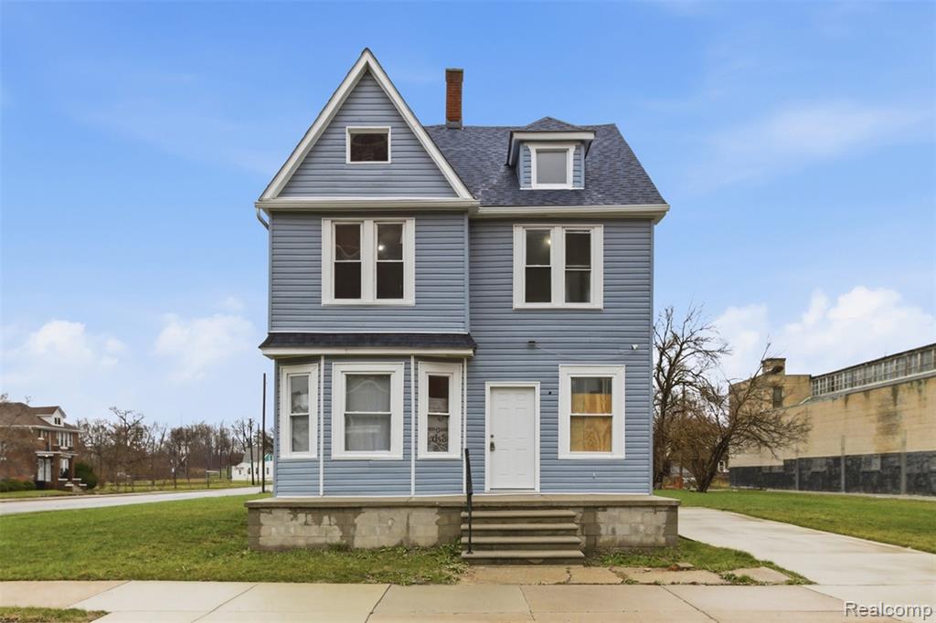 3109 E Canfield Street, Detroit, MI 48207