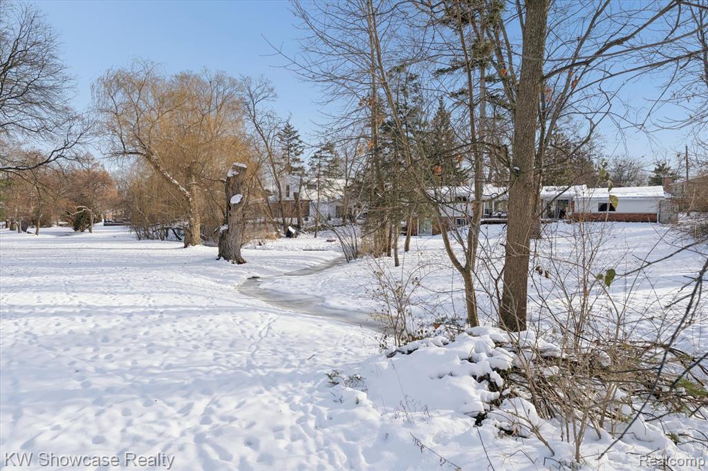 5241 S Pebblecreek Road, West Bloomfield, MI — Photo 40