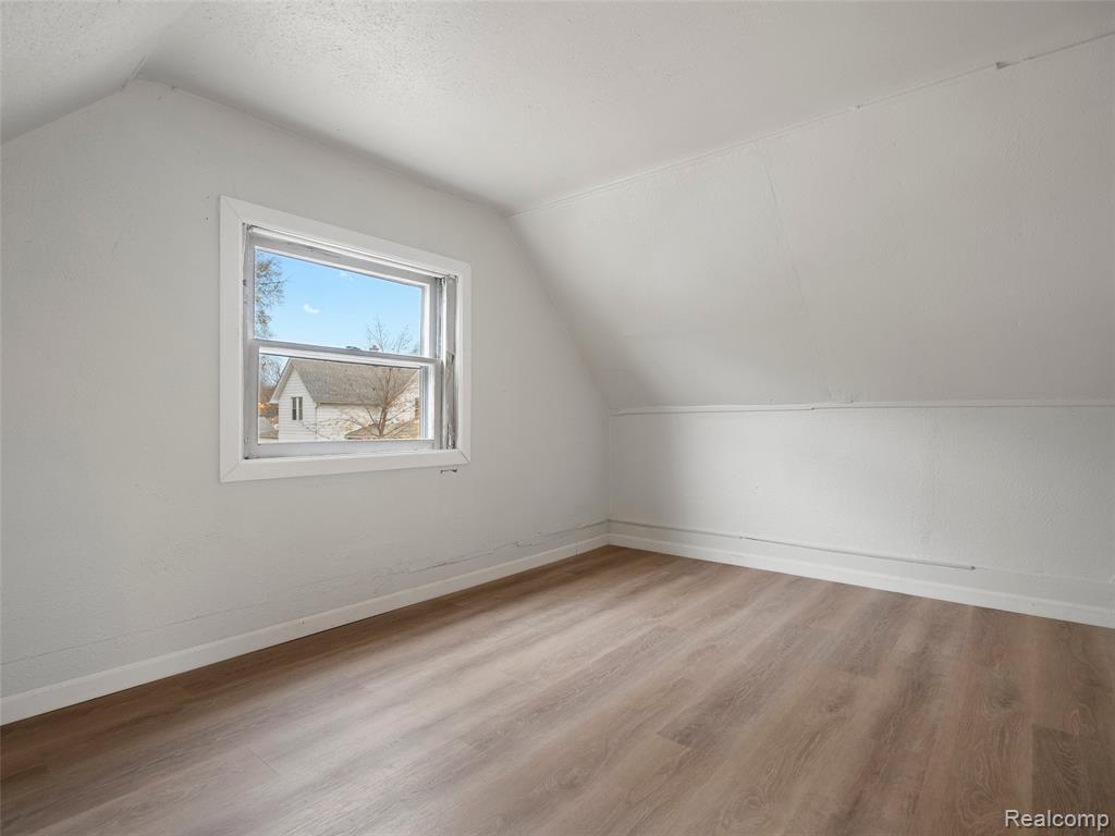 130 Meadle Street, Mount Clemens, MI 48043 — Photo 16