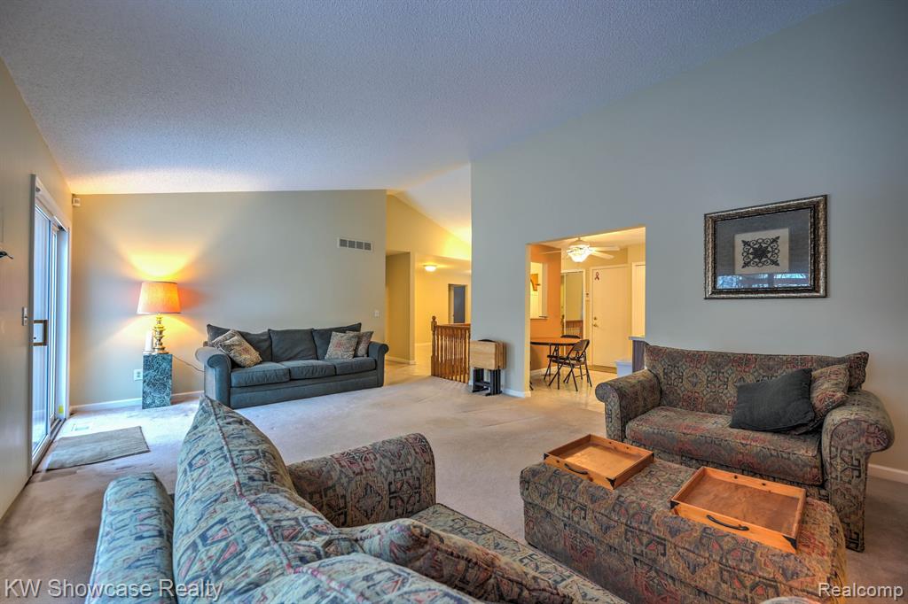 5806 KING JAMES, Waterford, MI 48327 — Photo 11