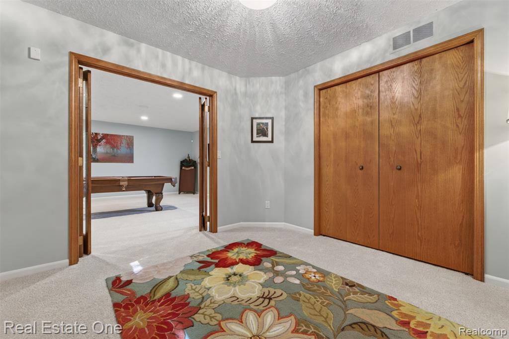 6586 Scenic Pines Court, 43, Clarkston, MI — Photo 42