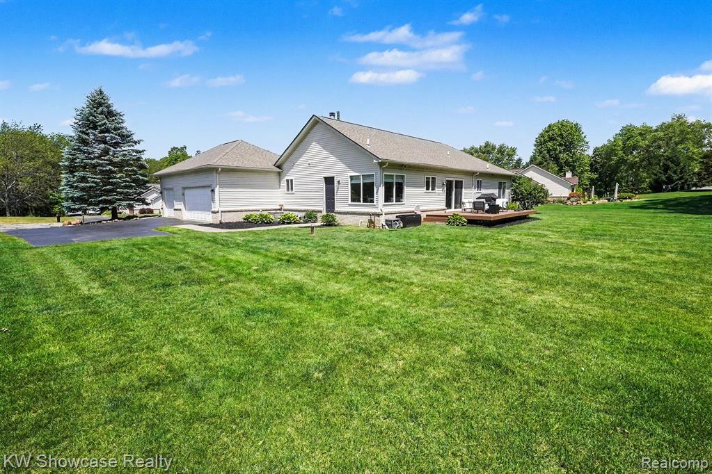 6030 N Bryan, White Lake, MI 48383 — Photo 3