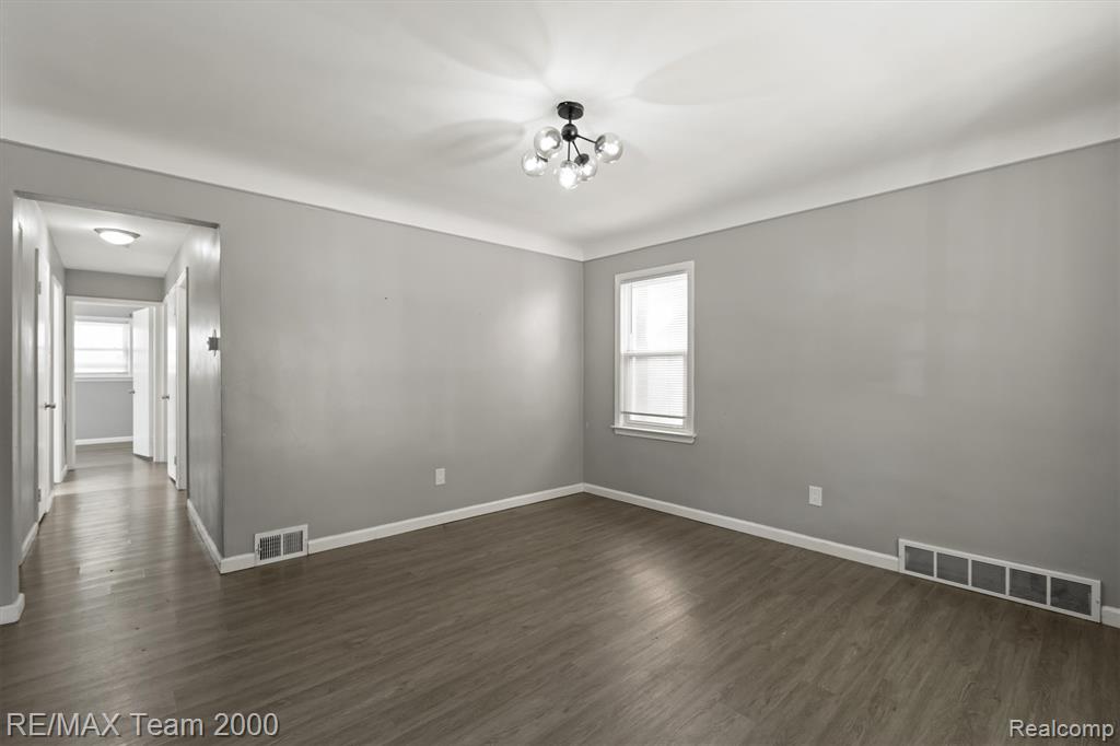 4853 Helen Street, Dearborn, MI 48126 — Photo 10