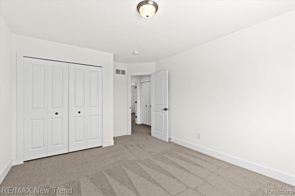 8521 JOSEPH Street, Commerce Twp, MI 48382 — Photo 33