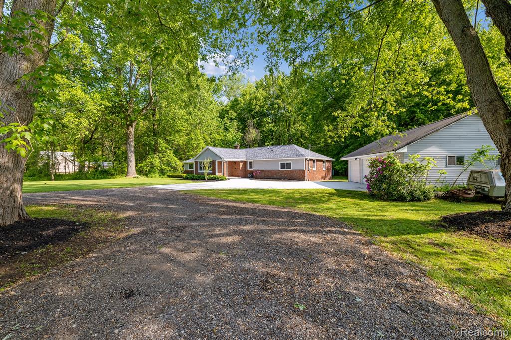 6590 Swartout Road, Clay, MI 48001 — Photo 3
