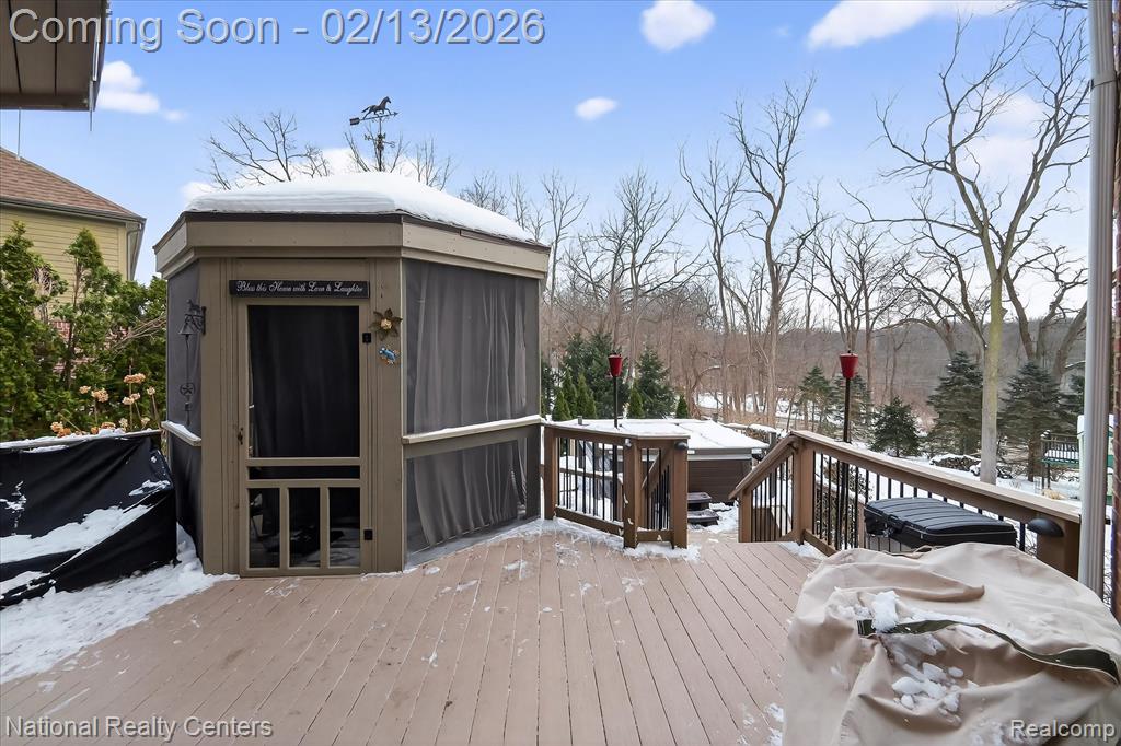 721 Elderberry Court N, Walled Lake, MI 48390 — Photo 46