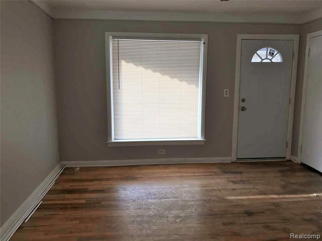23440 COUZENS Avenue, Hazel Park, MI 48030 — Photo 2