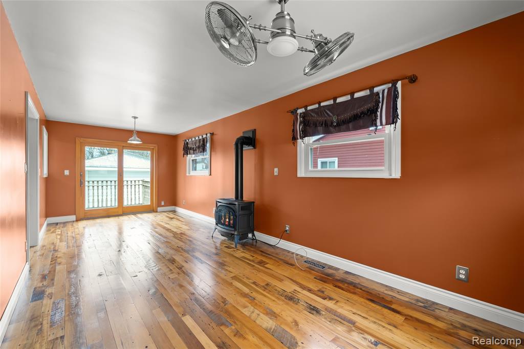 30801 Pardo Street, Garden City, MI — Photo 8