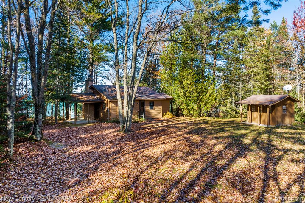 5971 N Birchwood Road, Leland, MI 49654 — Photo 8