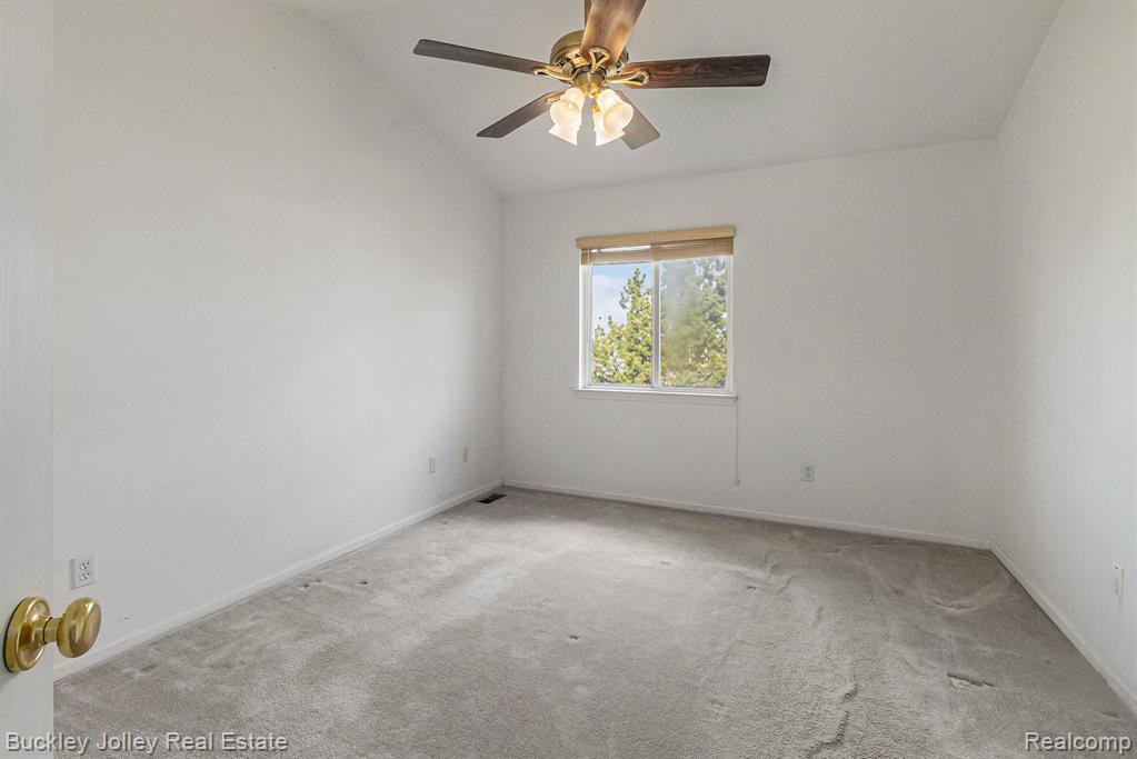 4419 WILLOW VIEW Court, Howell, MI 48843 — Photo 11