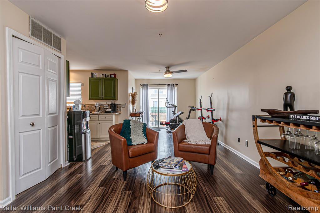 1847 Campau Farms Circle, Detroit, MI 48207 — Photo 16