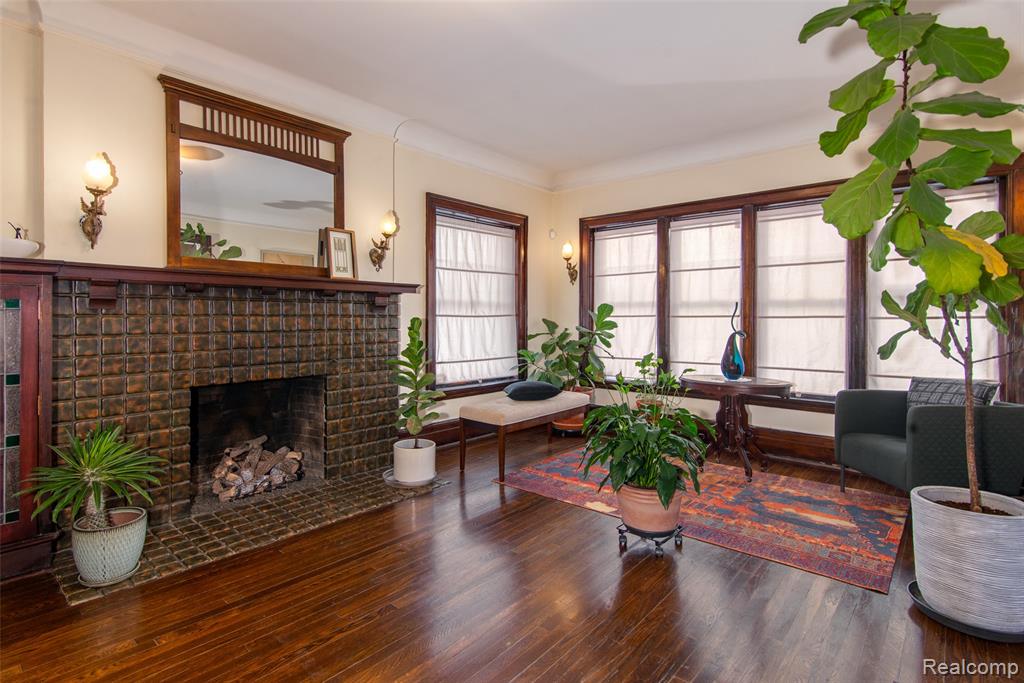 22 Edison Street, Detroit, MI 48202 — Photo 8