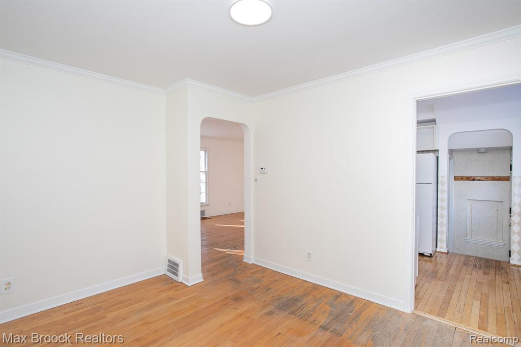 10034 Lasalle Boulevard, Huntington Woods, MI — Photo 13