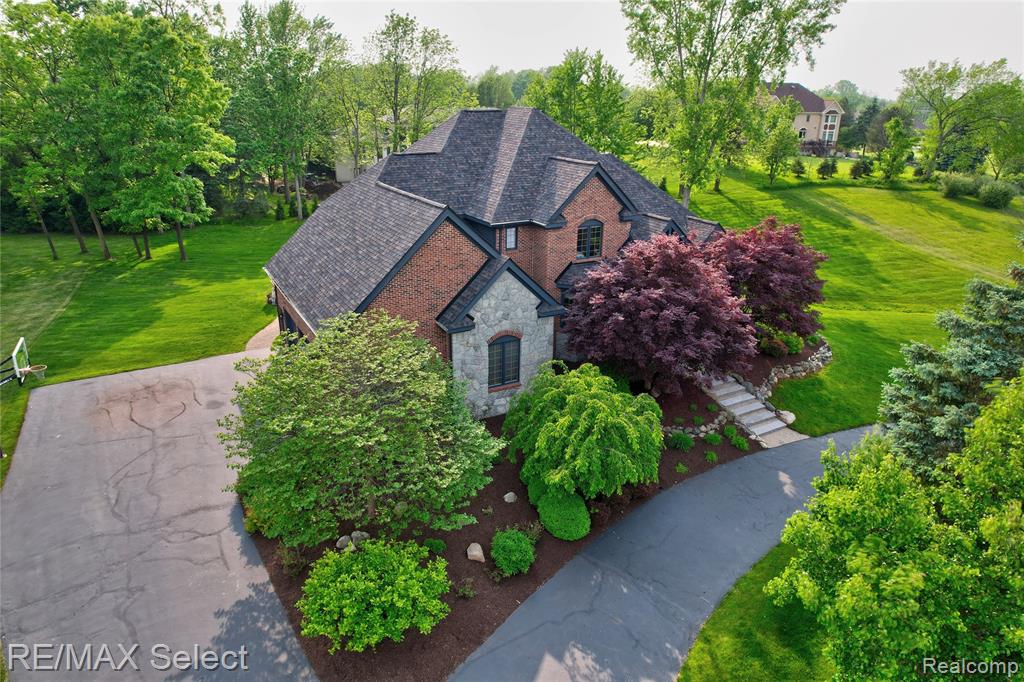 8320 MISTY, Grand Blanc, MI 48439 — Photo 3