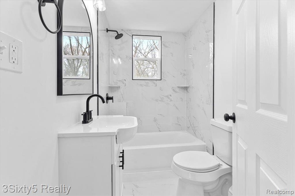 8072 E EDSEL FORD, Detroit, MI 48213 — Photo 15