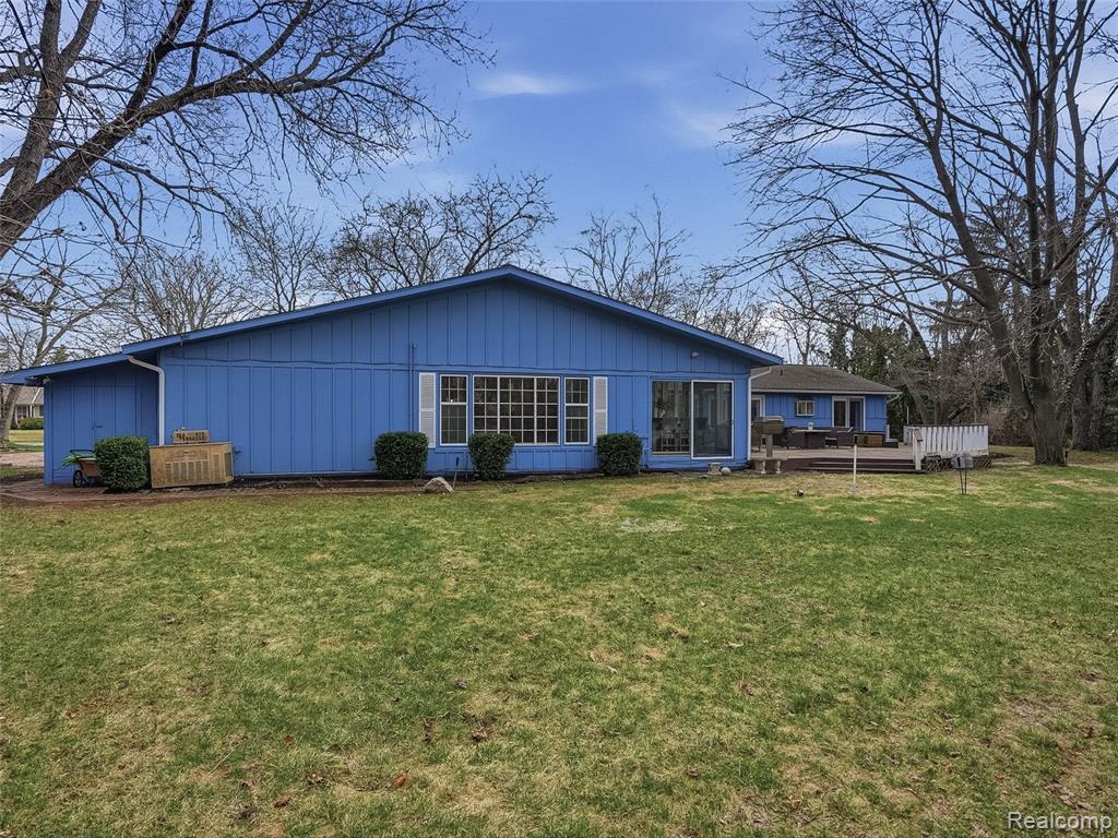 1690 Ledbury Drive, Bloomfield Hills, MI 48304 — Photo 47