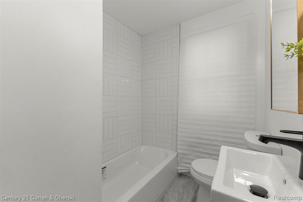 14861 Saint Marys Street, Detroit, MI 48227 — Photo 15