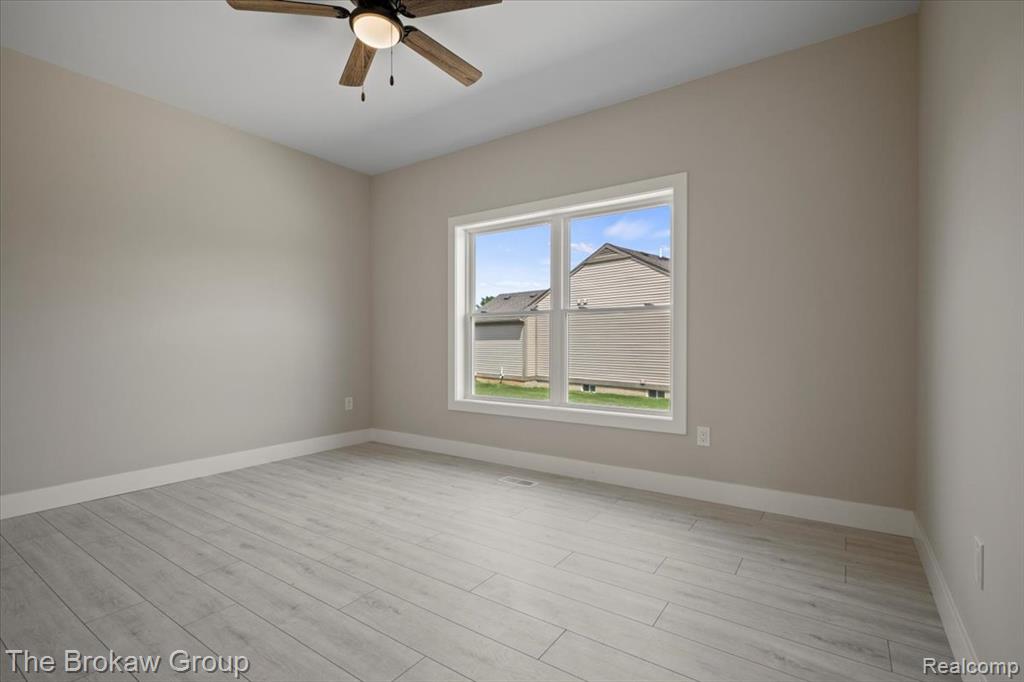 3369 Meadowridge Court, Davison, MI 48423 — Photo 23