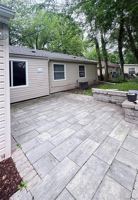 15708 Birwood Avenue, Beverly Hills, MI 48025 — Photo 20