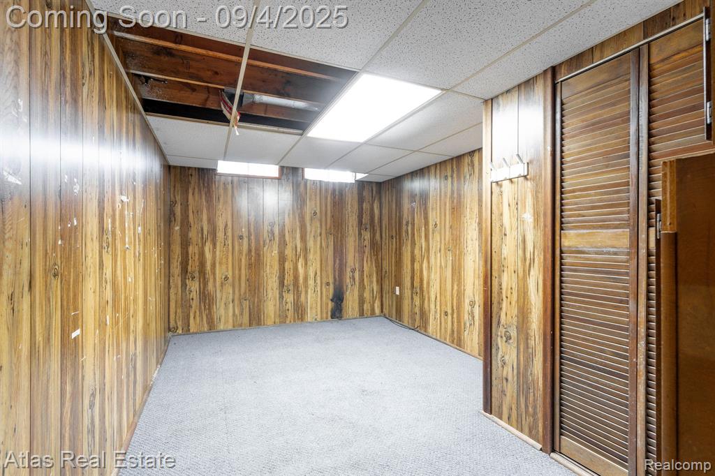 8557 Henderson Road, Goodrich Vlg, MI — Photo 35