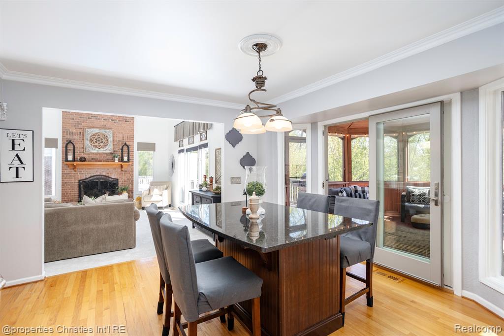 45571 IRVINE Drive, Novi, MI — Photo 15