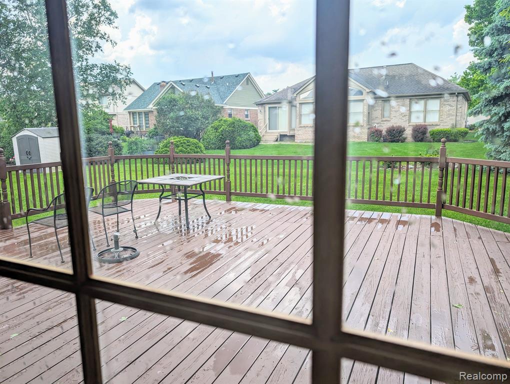 421 Buttercup Drive, Rochester Hills, MI 48307 — Photo 20